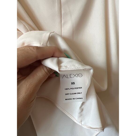 Alexis Camisole Adjustable Spaghetti Straps V-Neck Top Cream Women's Sz XS NWOT - Picture 7 of 8